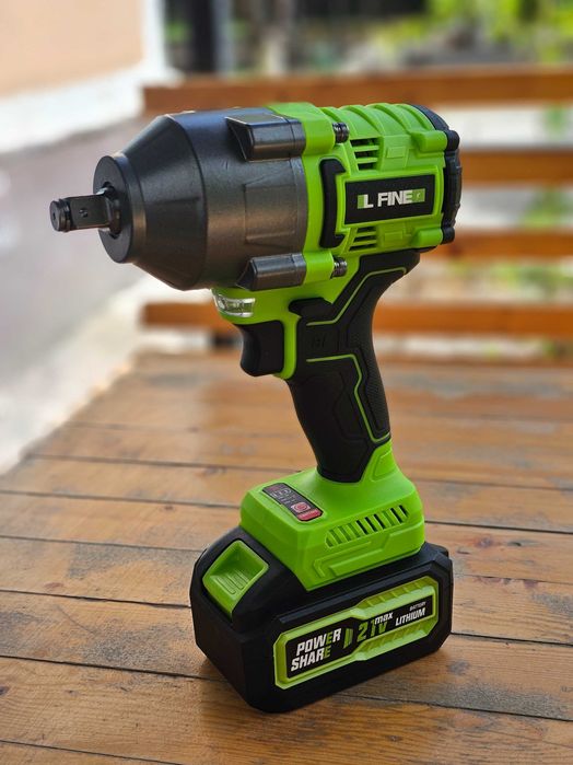 Продам Гайковерт L-FINE 21V.  Ударный, аккумуляторный, с кейсом