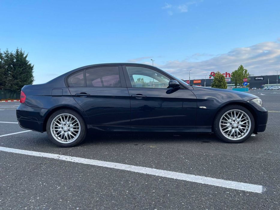 Vand BMW E90 320D automat