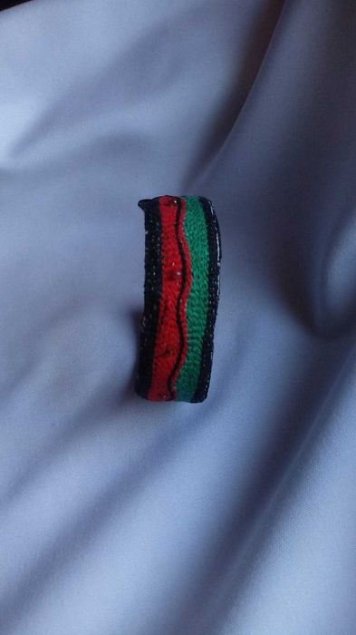 Brățară textilă cu rubine