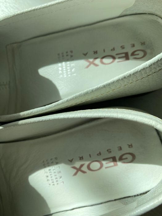 Обувки Geox-кожени като  нови 38 номер