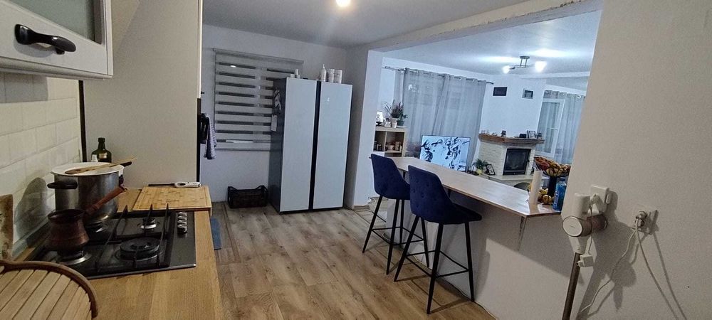 Casa 120mp 2 dormitoare  ,2 bai , 1800mp curte & gradină