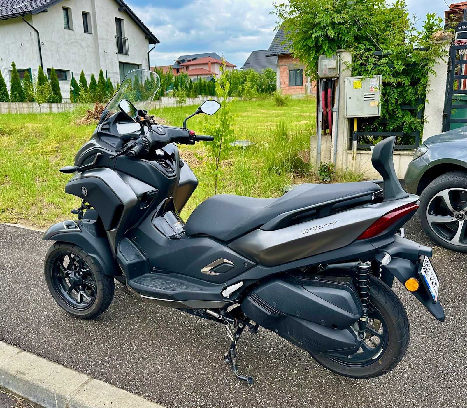 Yamaha Tricity 300 - 4700km - TVA deductibil - Categoria B