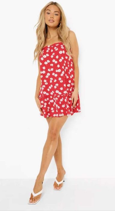 Rochie vara, scurta, rosu cu floricele albe, S