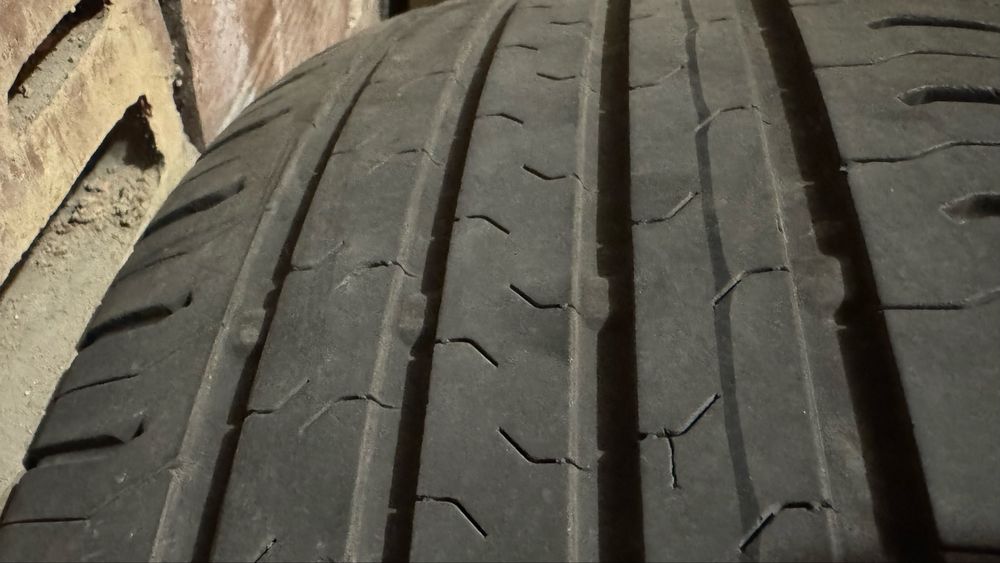 Continental eco contact 5 215/55/17