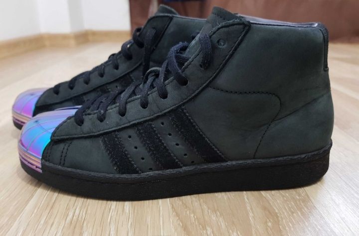 Adidasi Adidas mărimea 36/37 jordan nike