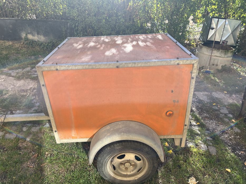 Ремарке за превозване на кучета