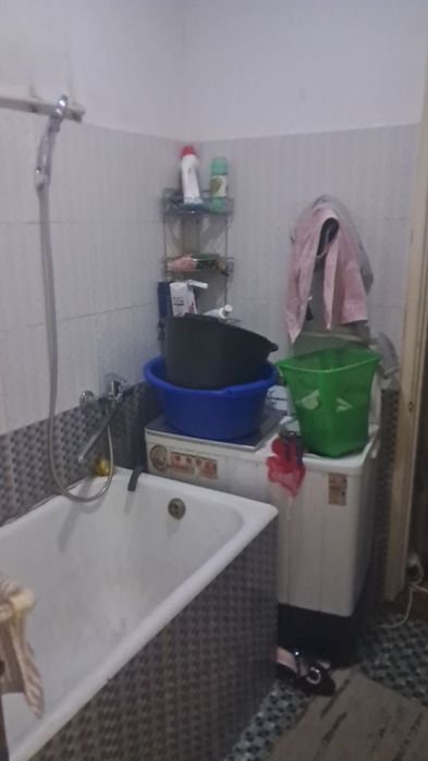 Яшнобод район Оҳанграбо маҳалласи 2/4/4 панель балкон 1.5*6.Разделный