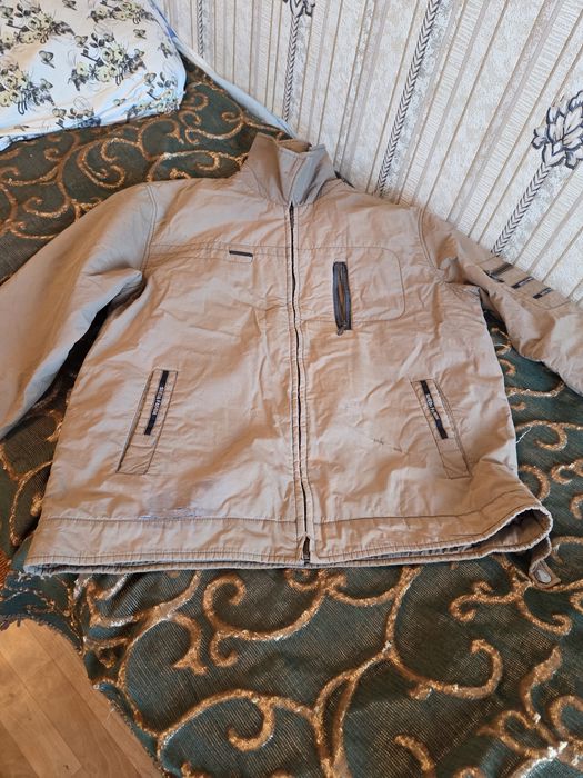 Продам мужскую куртку