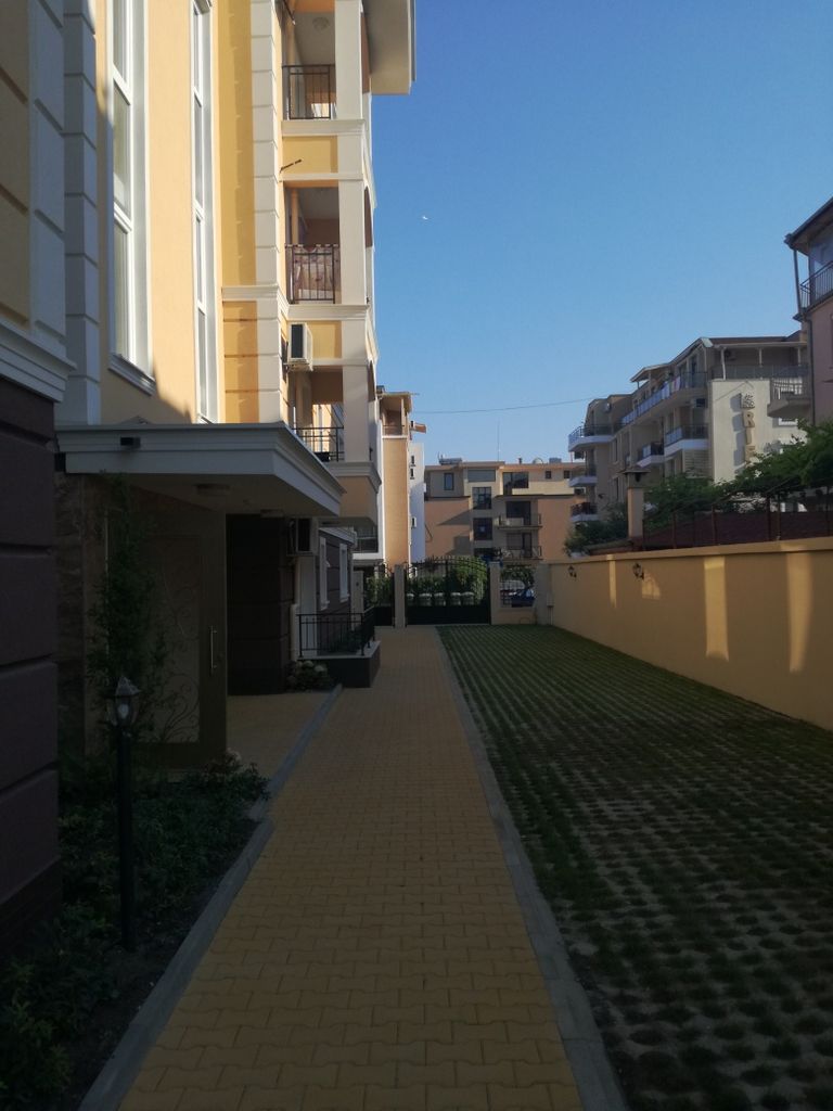 Дава се под наем Двустаен апартамент в с. Равда, Област Бургас - 80 кв.м за 357 € - Снимка #9