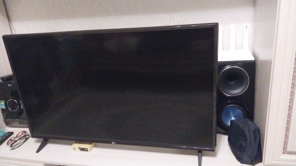 Продам срочно Смарт телевизор  LGпроиз Малаазия