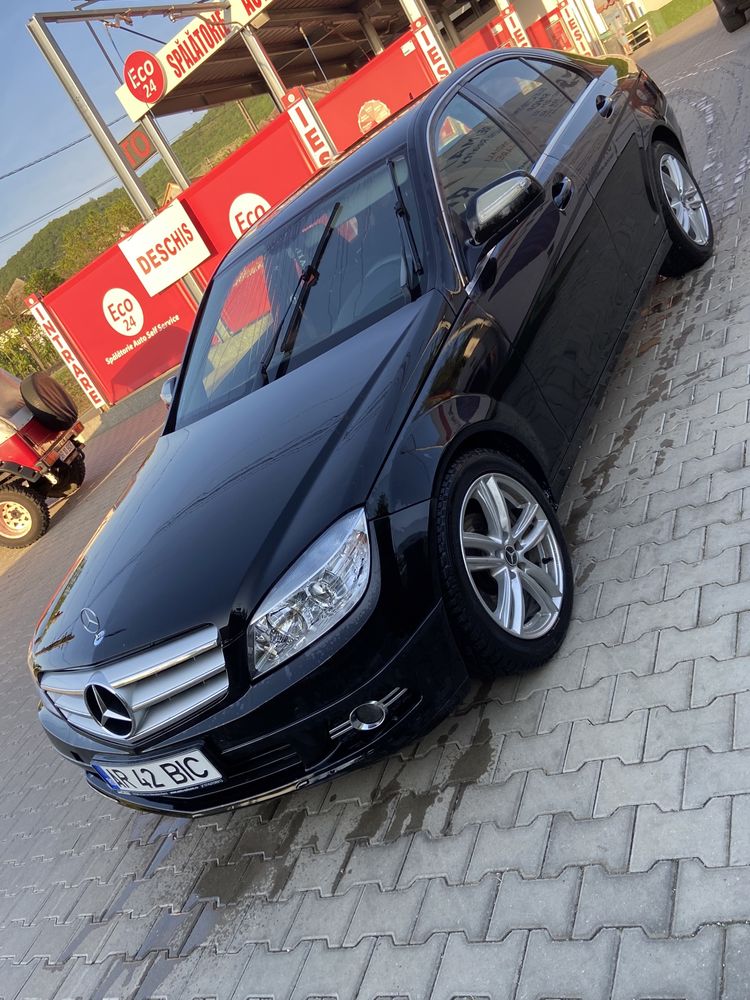 Mercedes c 220 in stare bună