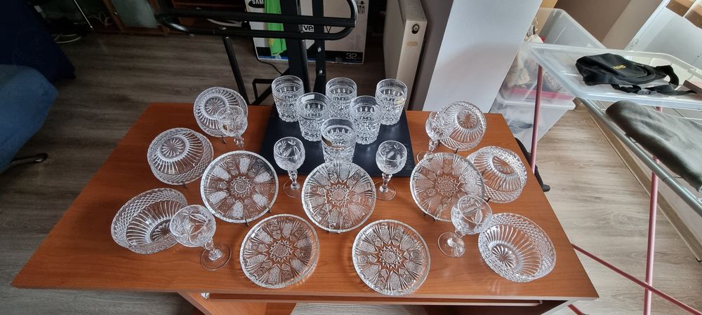 Obiecte de cristal - Pahare si farfurii