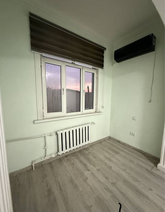 Чиланзар 7кв 2 комнатная срочно продается