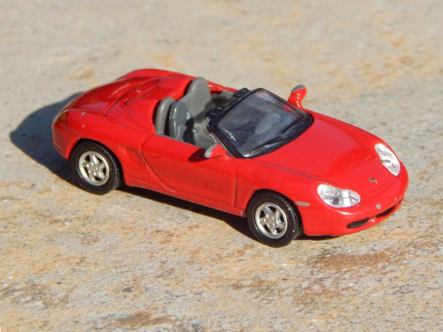 Macheta Porsche Boxster 986 Joy City scara 1:72 cu lipsa