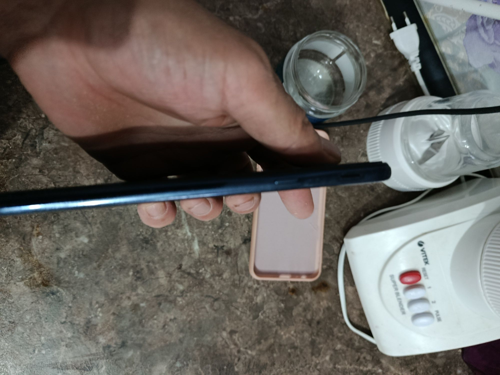 Продается Самсунг j 4+