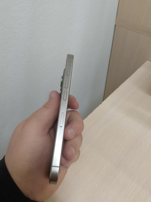 Iphone 15 pro 128 gb в хорошем состоянии