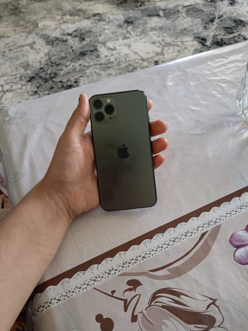 iPhone 11 pro 256