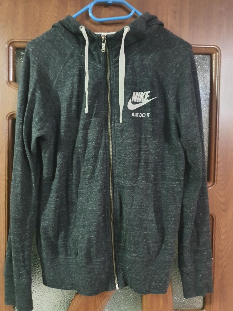 Bluza Nike mărime s