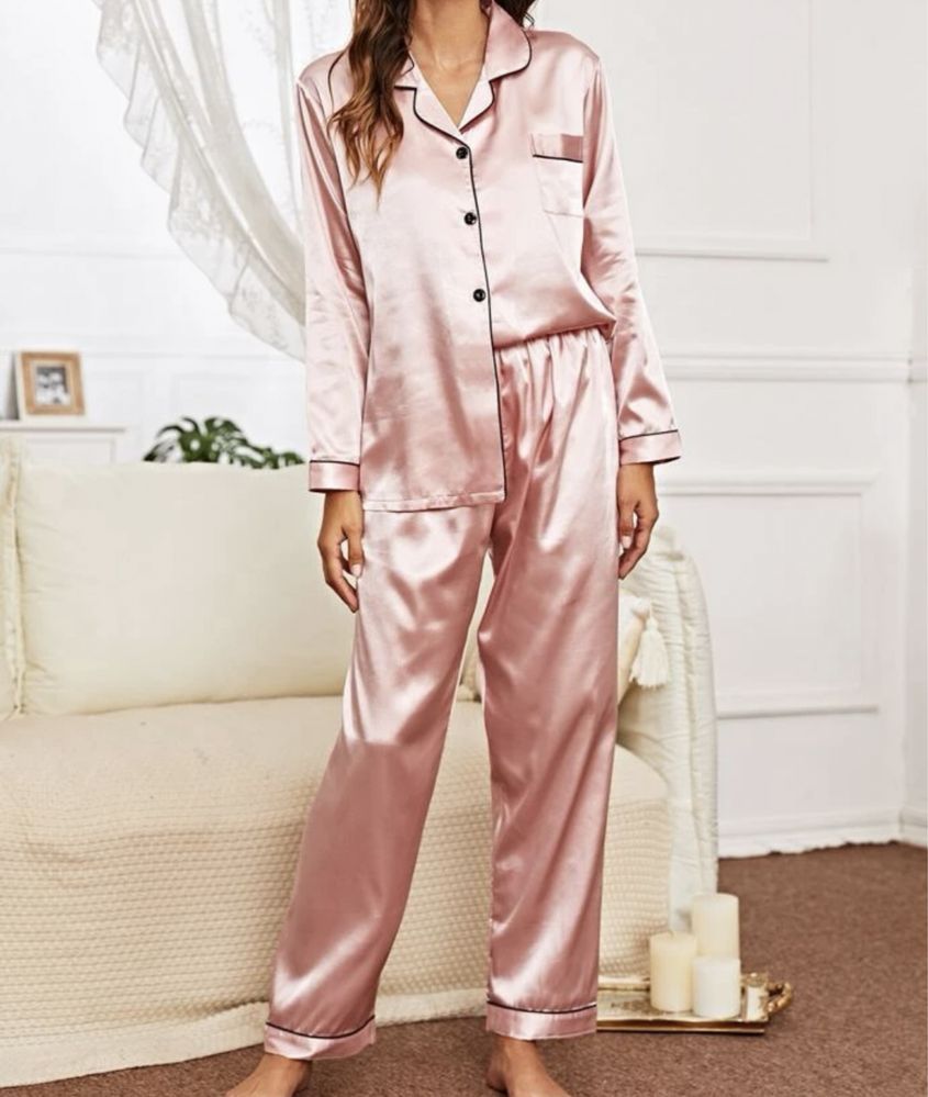 Pijama dama satin- 3 culori noi disponibile toate marimile.