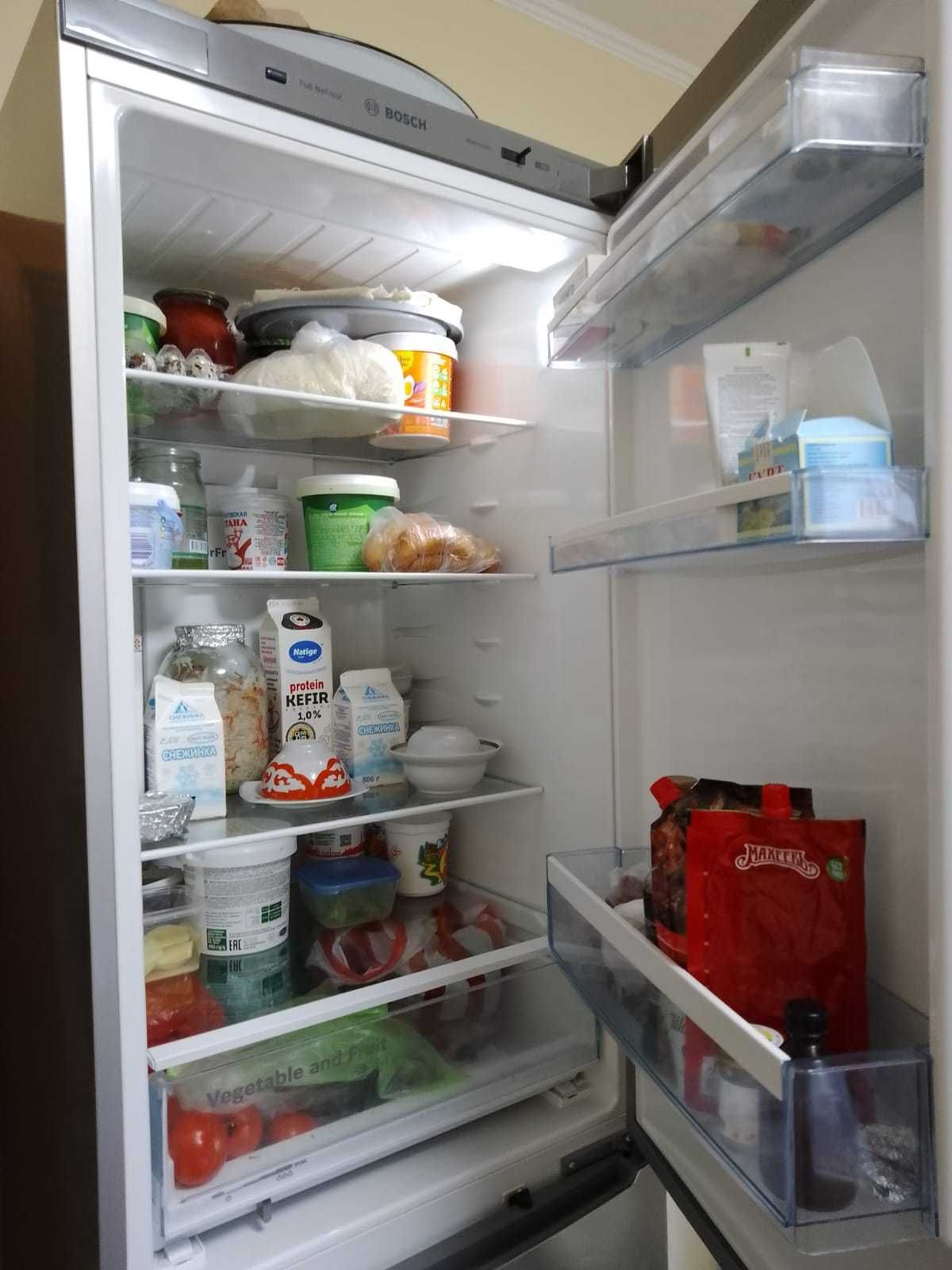 Продам холодильник в отличном состояний