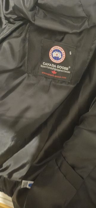 Geaca canada goose