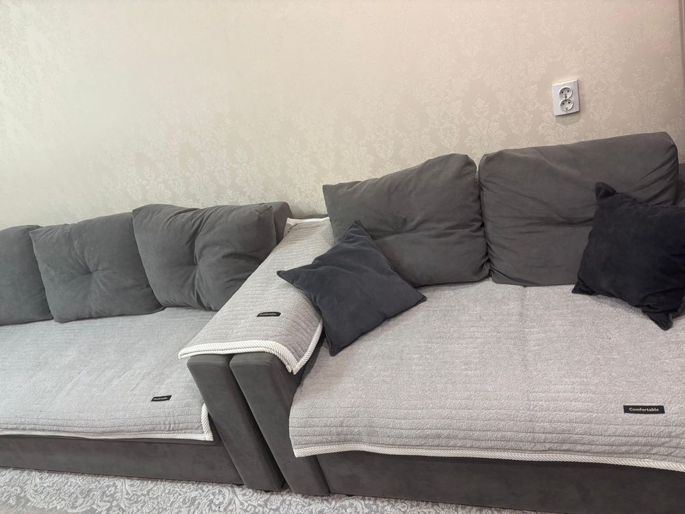 Продается диван 2 в 1 ,состояние отличное