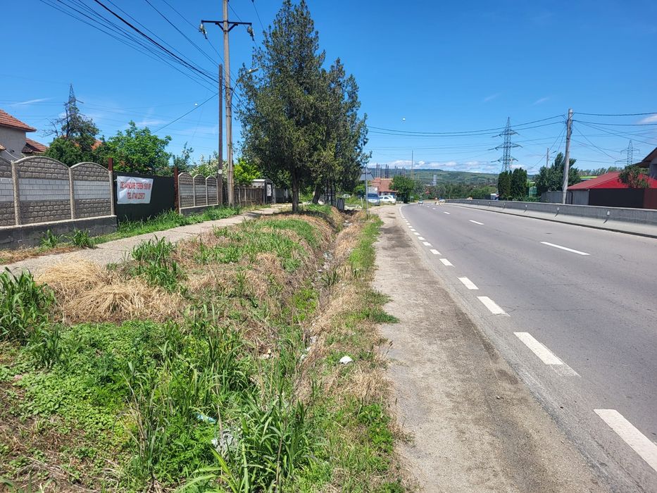 Teren intravilan Halanga