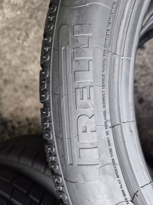245 45 18 Anvelope de iarnă Pirelli Runflat
