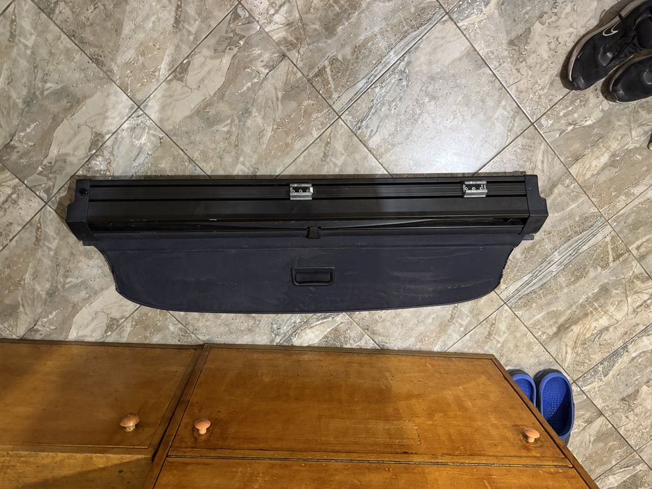 Щора багажник ауди А4 b6 с мрежа разделител