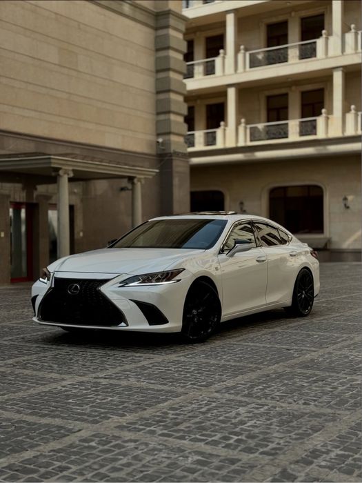 Прокат автомобиля Lexus Es350