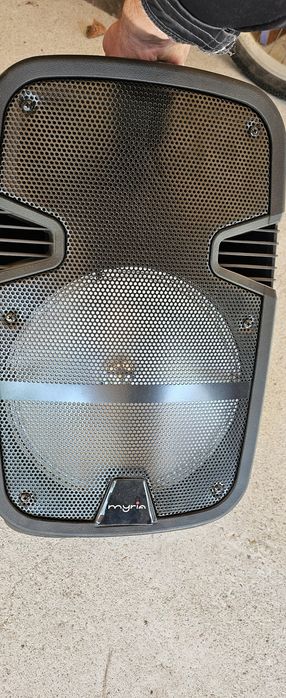 Boxa mare portabila ca NOUA