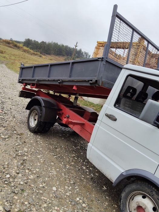 Vând Iveco daily basculabil pe 3 parti