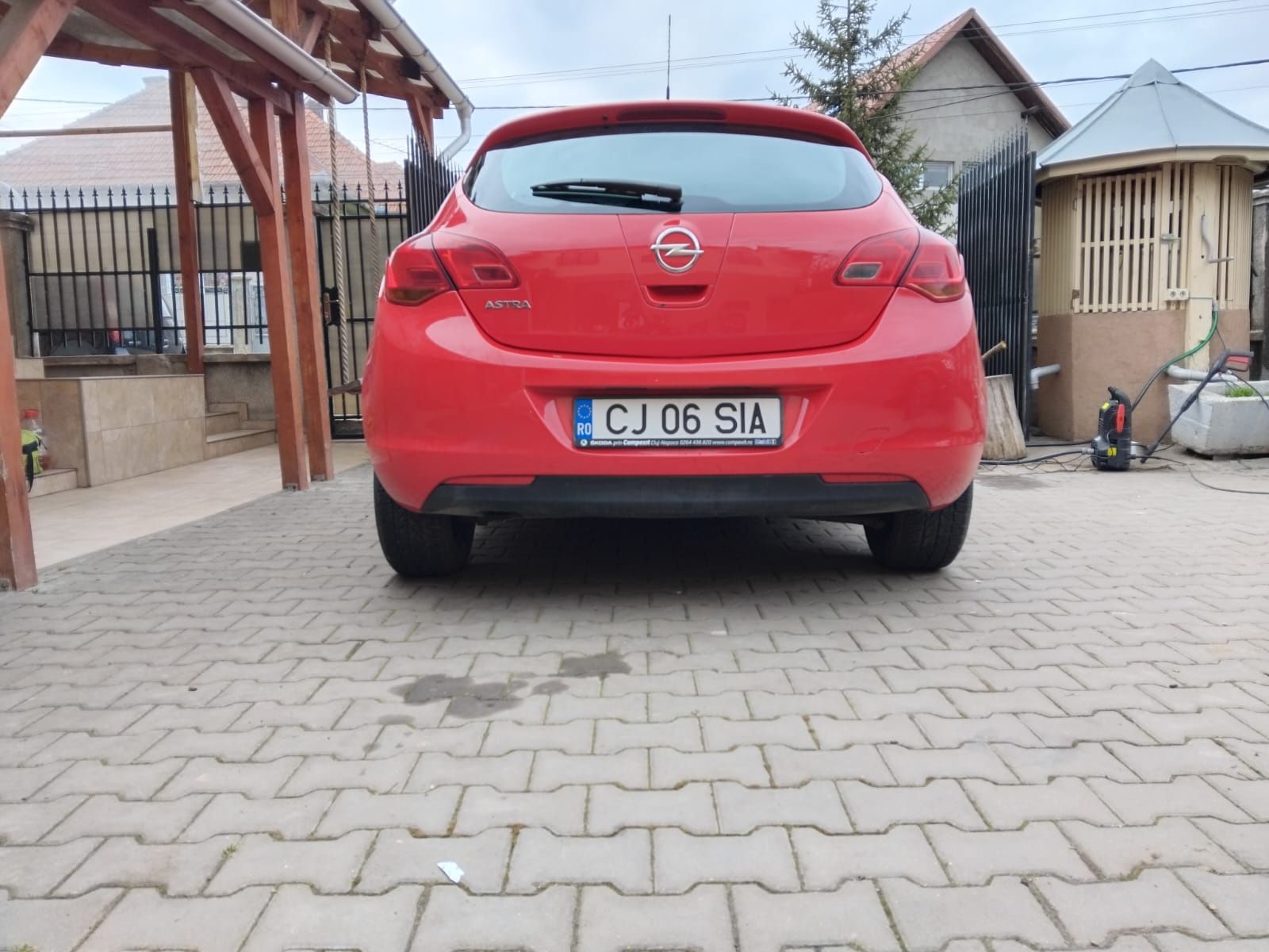 OPEL ASTRA J rulată doar în Romania