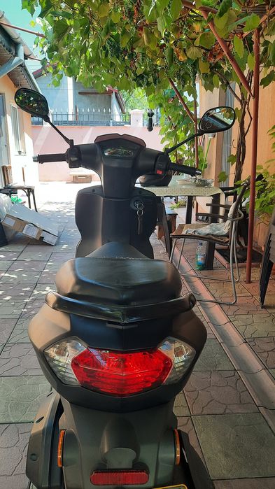 Vand  scuter peugeot kisbee 4t, 49cm