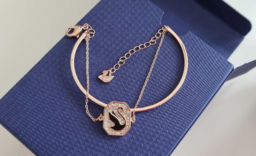 Swarovski Signum - Сет обеци и гривна