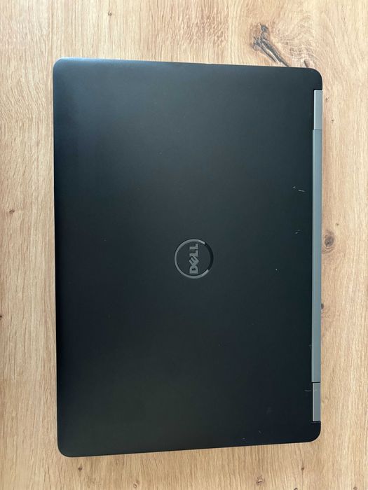 Laptop Dell Latitude E7270 – i7, 16 GB RAM, SSD NVMe 256 GB