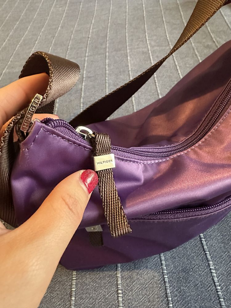 Оригинална Дамска чанта Tommy Hilfiger