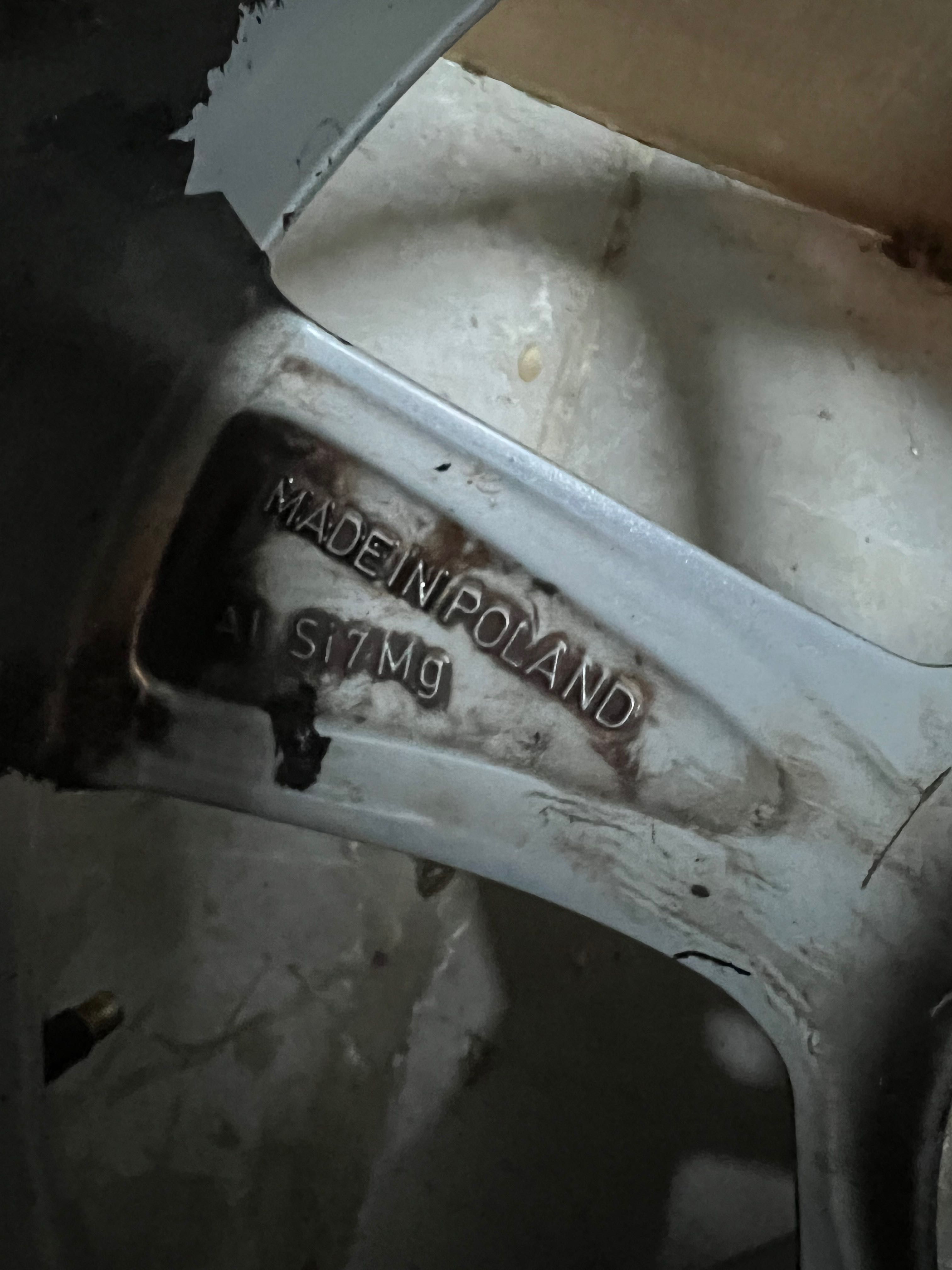 Джанти 17 5х100 Ауди  Djanti 17 5x100 Audi originalni