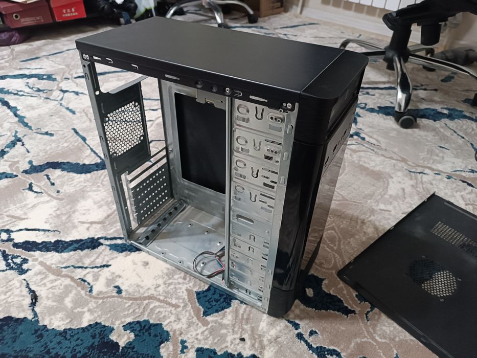 Avtech кейс с дисководом