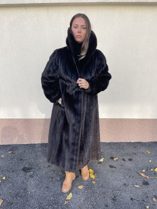 Haina lunga din blana naturala de vizon