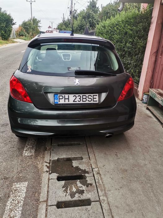 Vand Peugeot 207, 1. 6 hdi