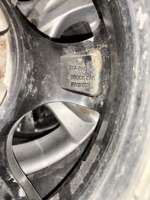 Roti complete 265/70/16 toyota,mitshubishi,nissan(japoneze)