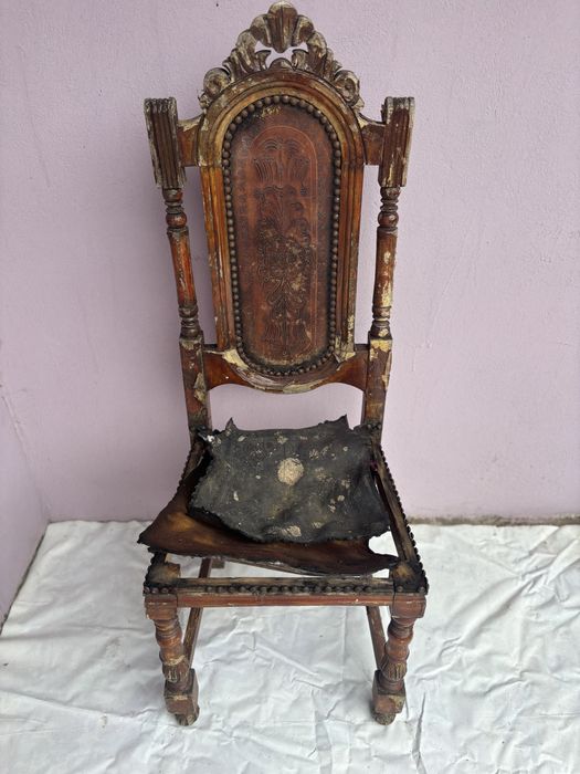Scaune vechi  de reconditionat anii 1900