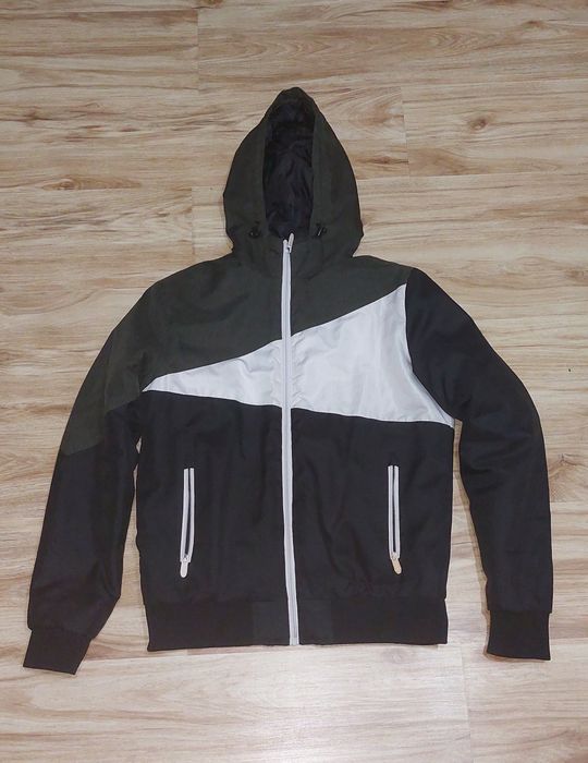 Vând Geaca de Iarna / Toamna