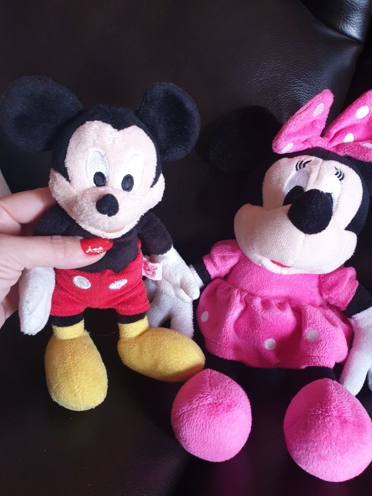 Mickey și Minnie.