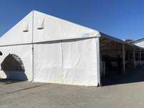 Vand cort complet mese scaune podea 20x10x3m