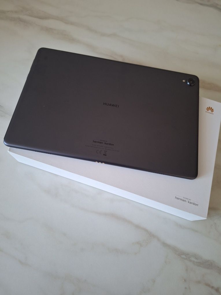 Huawei MediaPad M6
