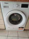 Mașină de spălat rufe Whirlpool, 8 kg, clasa A, în stare foarte bună