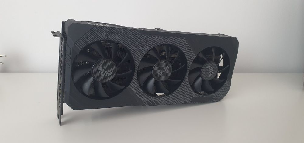 RX 5700 Asus Tuf Gaming X3