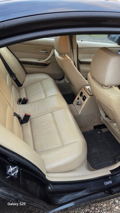 Vând bmw E90 an 2006